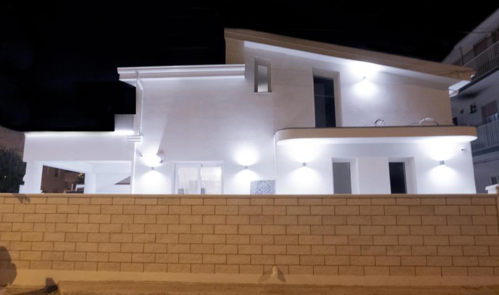 FOR SALE BRAND NEW VILLA MARZAMEMI USED AS A BED AND BREAKFAST HIGH INCOME