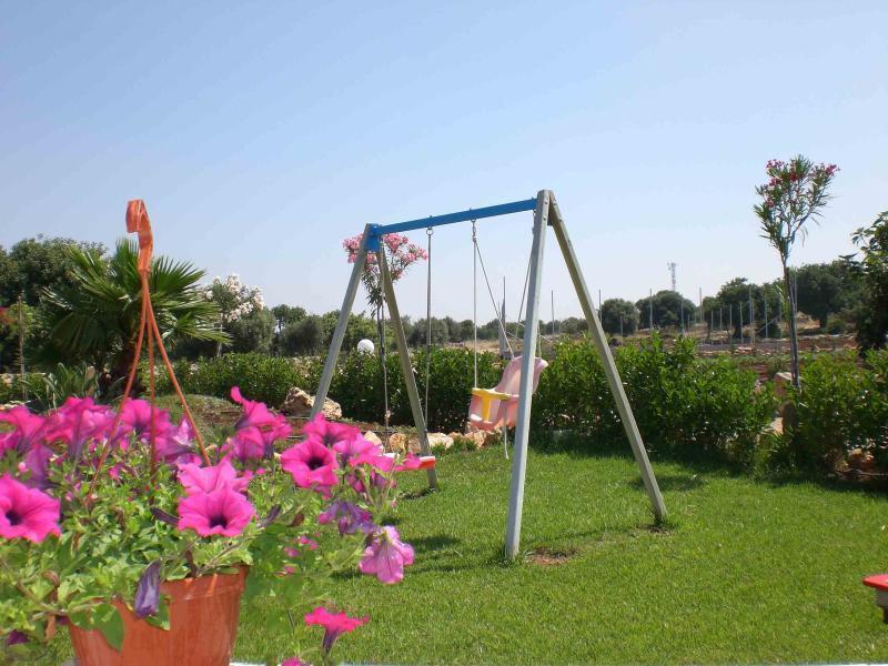 Let yourself be enchanted by the "Tenuta Santacoce" two villas, 2 swimming pools, tennis court, in 11 hectares