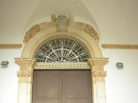 Regale villa d'epoca in Sicilia
